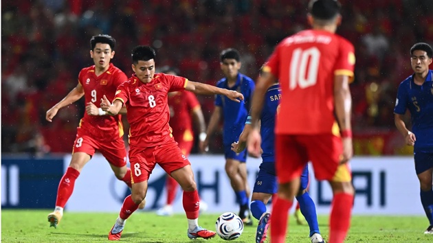 OK9 phân tích: Trọng tài rút hơn 500 thẻ bắt trận Việt Nam vs Thái Lan